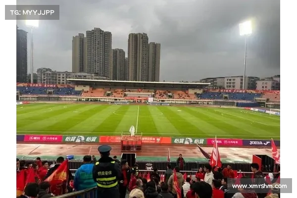 重庆铜梁龙2-1战胜辽宁铁人成功晋级精彩赛事背后展现团队精神与实力 重庆铜梁龙2-1战胜辽宁铁人成功晋级精彩赛事背后展现团队精神与实力